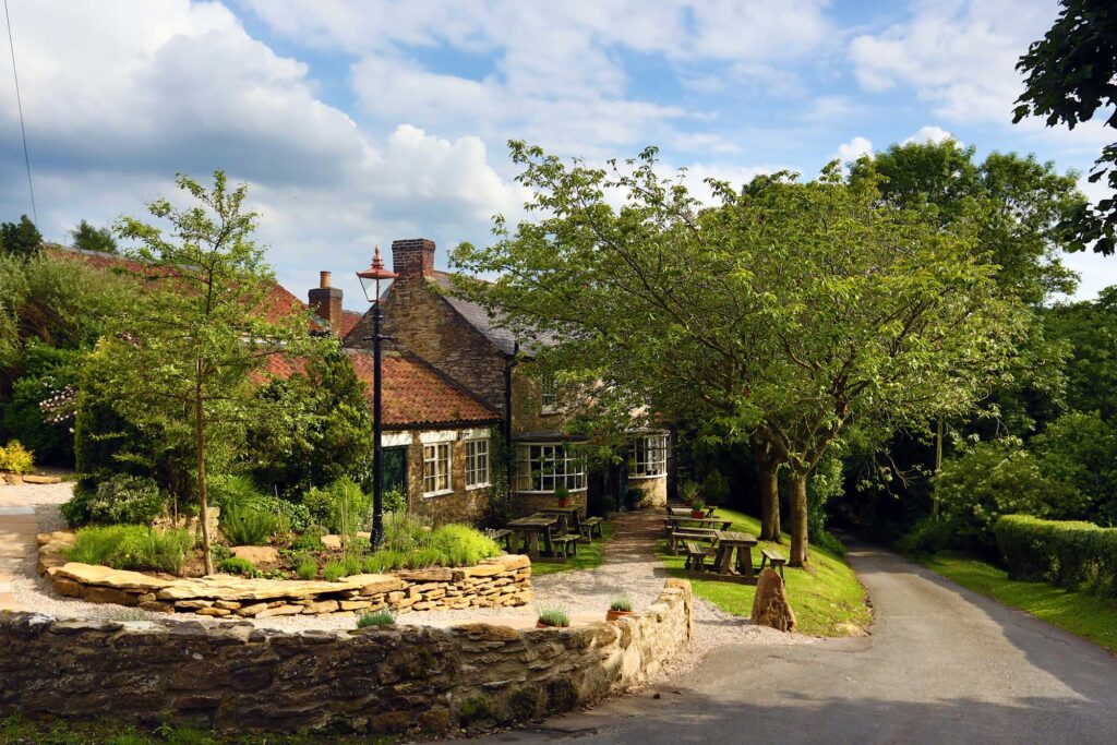 Image of the Black Swan in Oldstead
